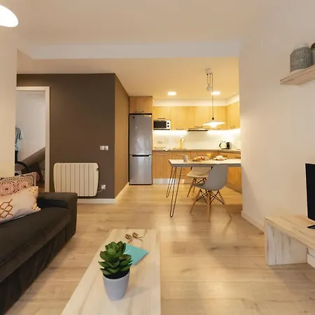 아파트 Bravissimo La Mora, Beautiful And Spacious *