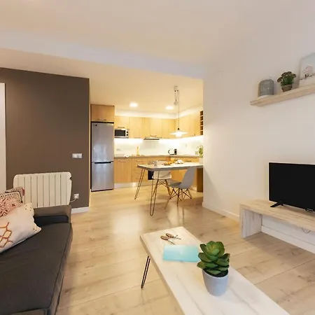 Bravissimo La Mora, Beautiful And Spacious Lägenhet *